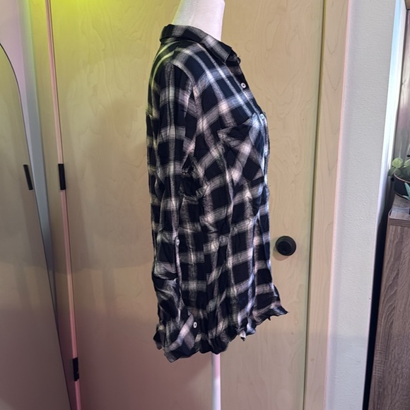 Flannel - Picture 3 of 6